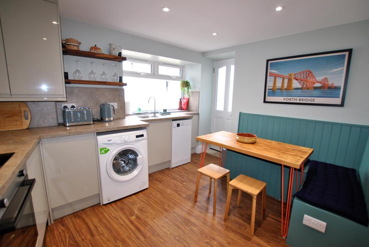 איינסטרטר Auld Fishers Catch- Homely Apartment Near The Sea מראה חיצוני תמונה