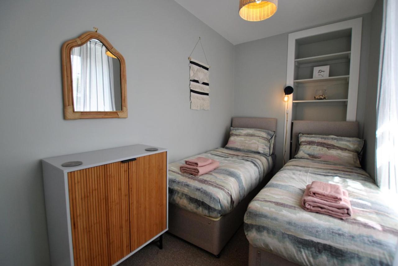 איינסטרטר Auld Fishers Catch- Homely Apartment Near The Sea מראה חיצוני תמונה