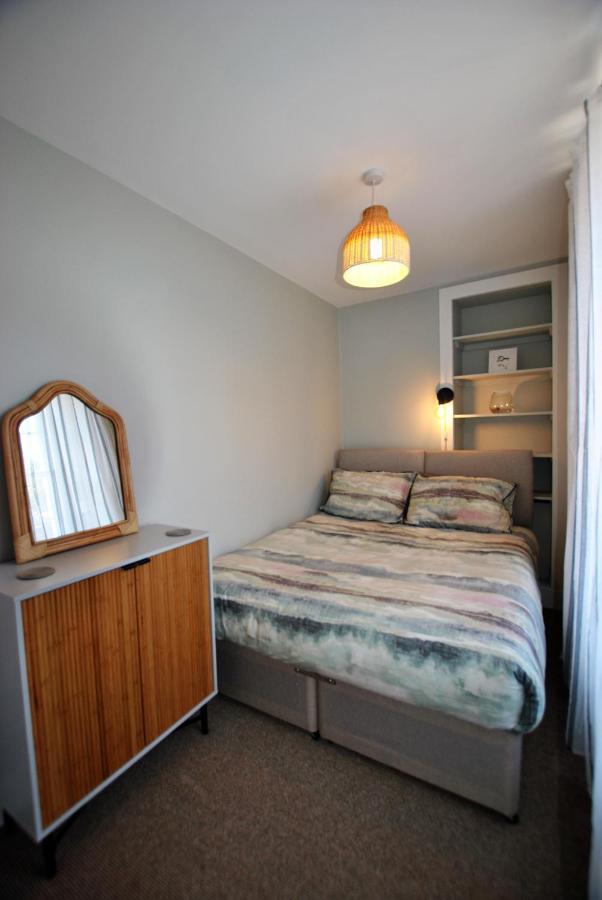 איינסטרטר Auld Fishers Catch- Homely Apartment Near The Sea מראה חיצוני תמונה