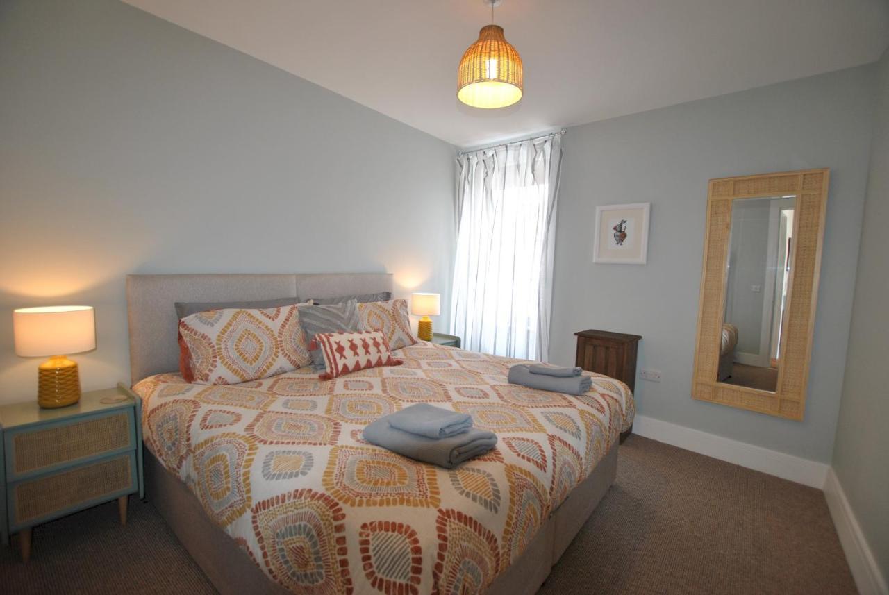 איינסטרטר Auld Fishers Catch- Homely Apartment Near The Sea מראה חיצוני תמונה
